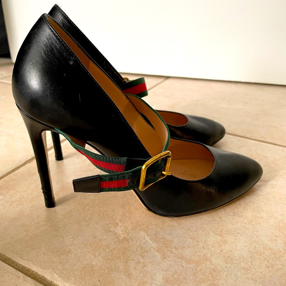 Women’s Gucci Pumps Size 8.5